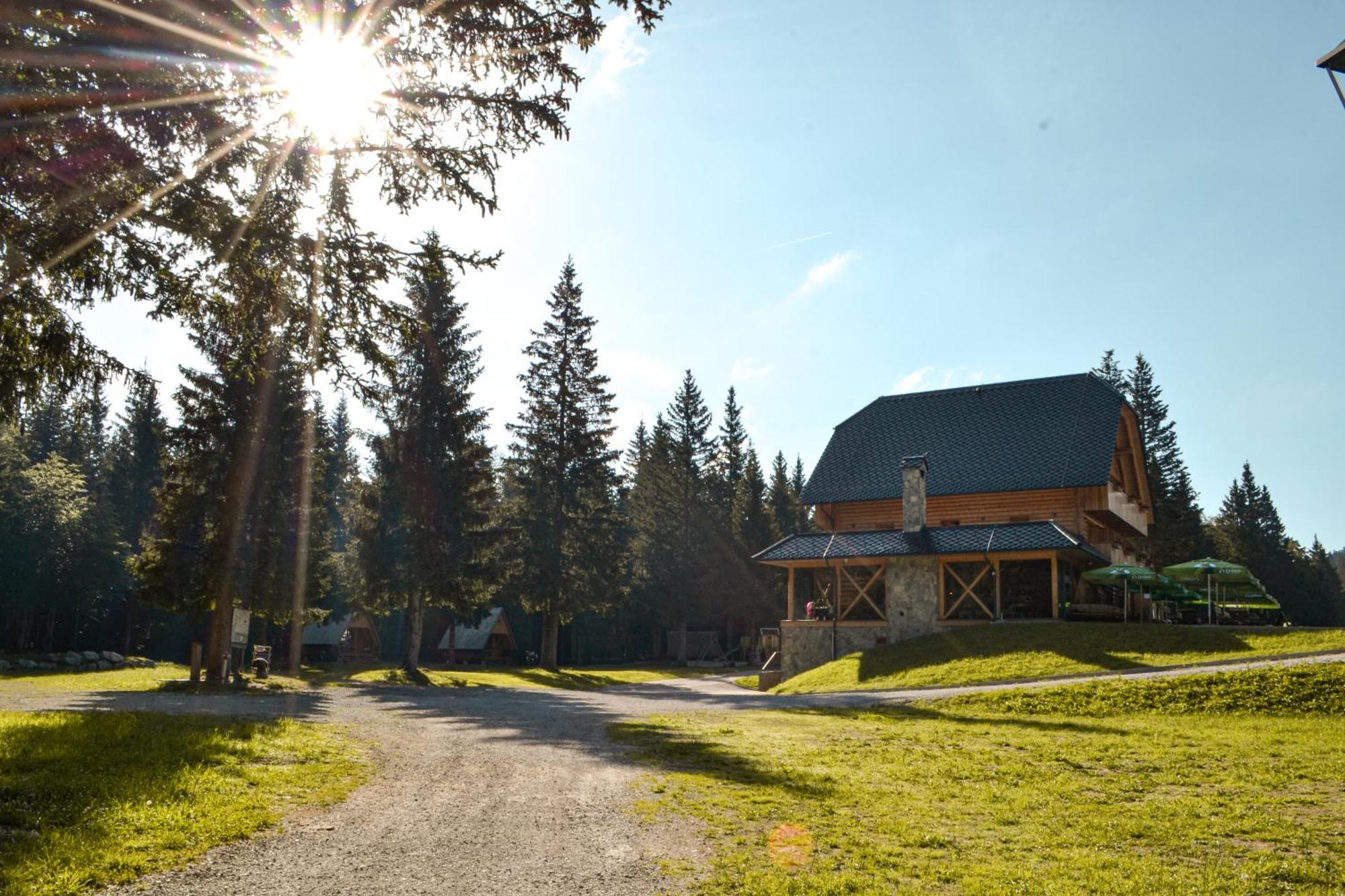 Guesthouse Lajnar Zgornja Sorica Exterior photo